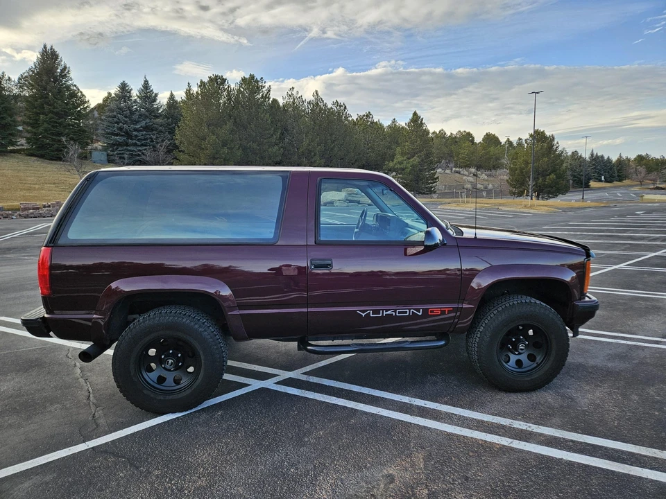 1993 GMC Yukon 1st Gen - Image 5 of 31