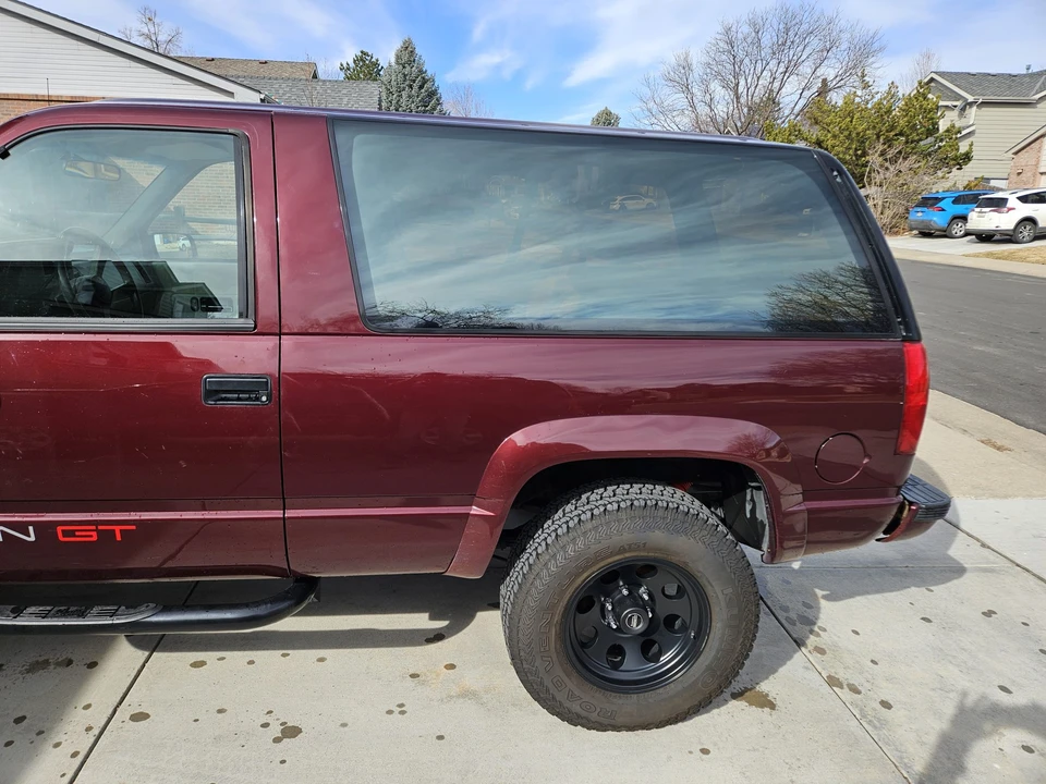 1993 GMC Yukon 1st Gen - Image 14 of 31