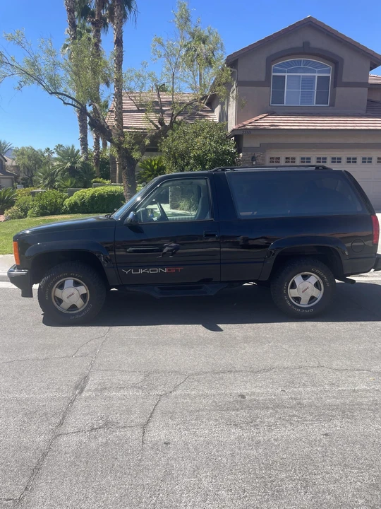 1993 GMC Yukon 1st Gen - Image 14 of 31