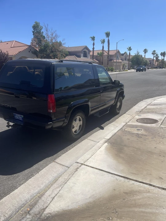 1993 GMC Yukon 1st Gen - Image 18 of 31