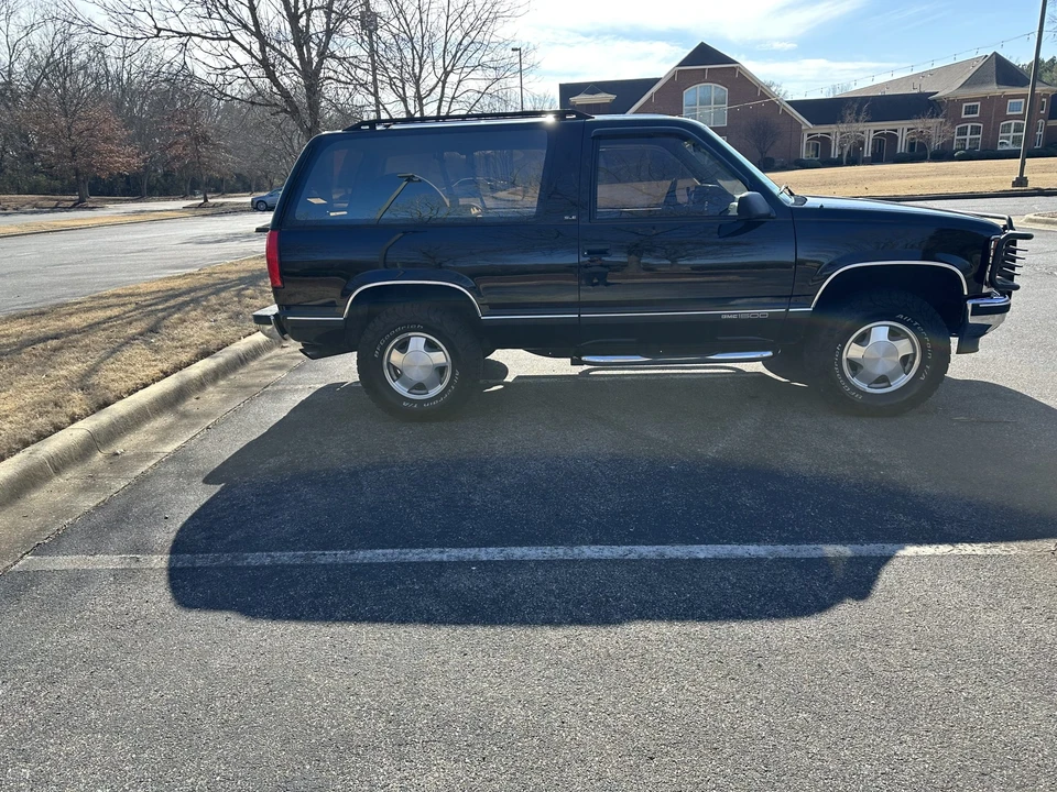 1993 GMC Yukon 1st Gen - Image 10 of 31