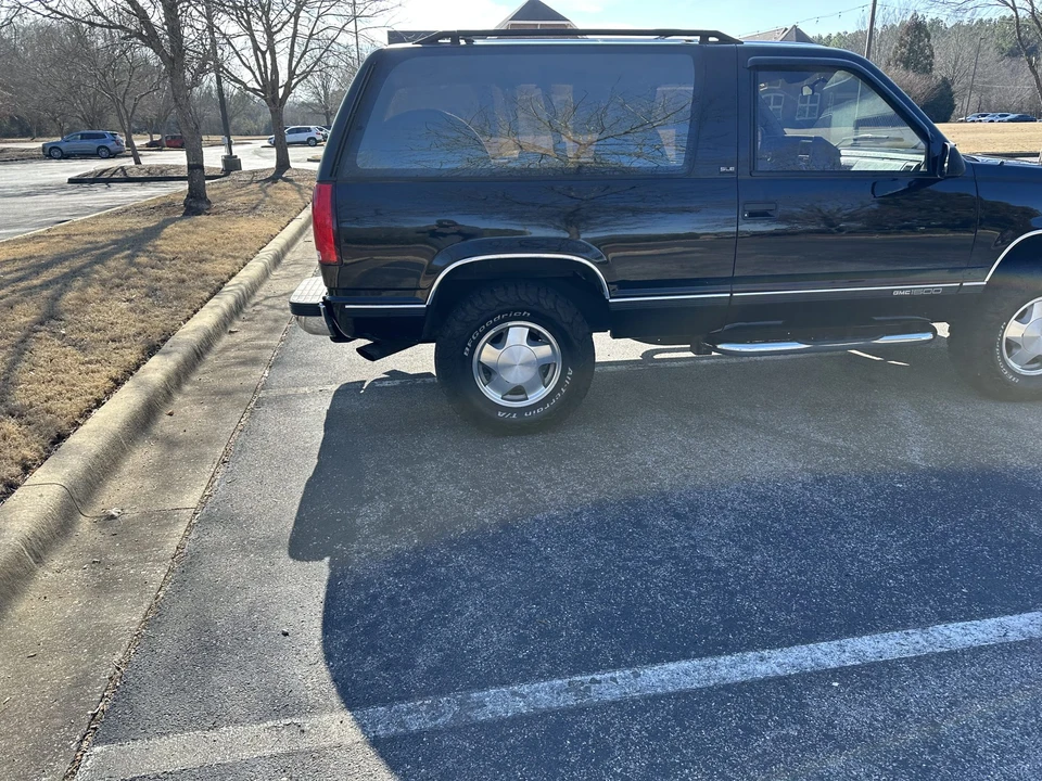 1993 GMC Yukon 1st Gen - Image 13 of 31