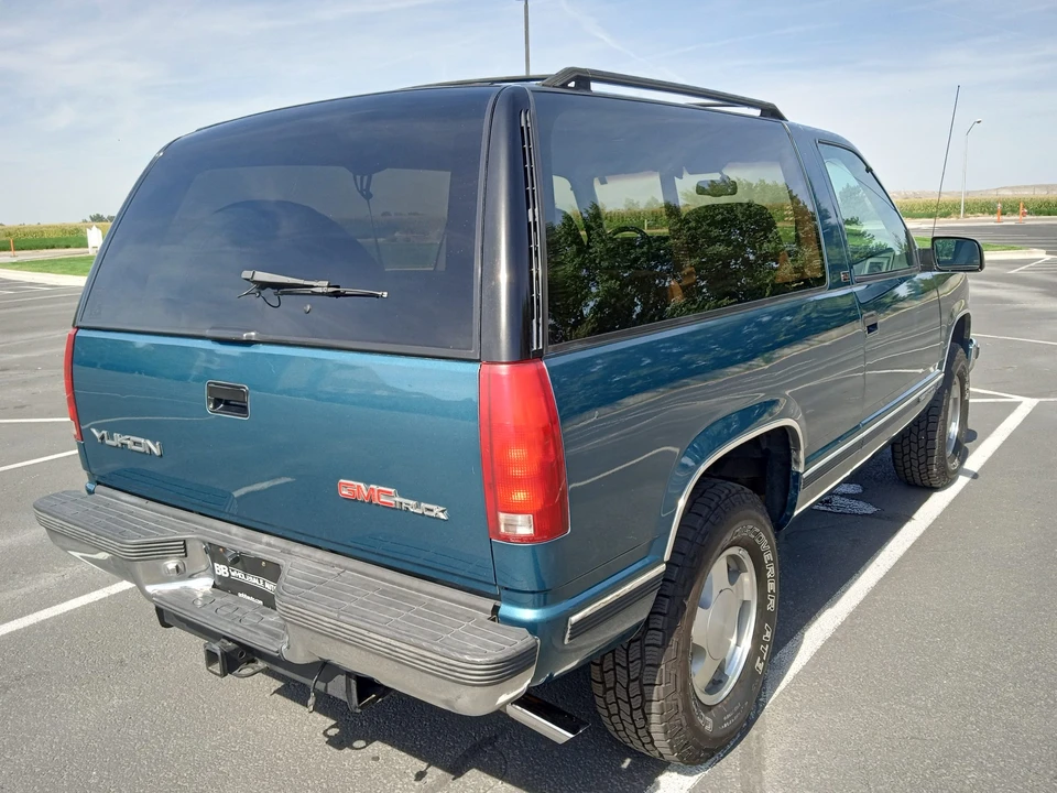 1993 GMC Yukon 1st Gen - Image 10 of 31