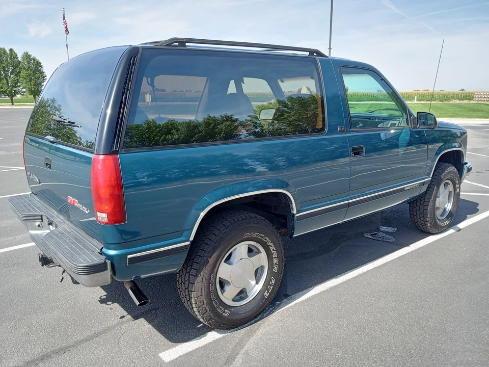 1993 GMC Yukon 1st Gen - Image 12 of 31