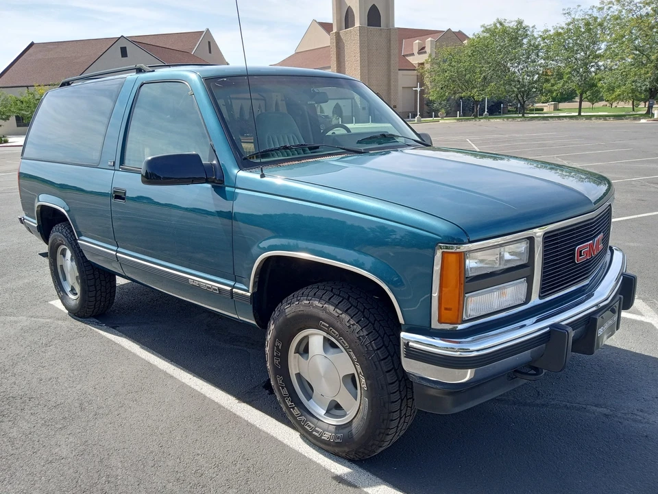 1993 GMC Yukon 1st Gen - Image 2 of 31