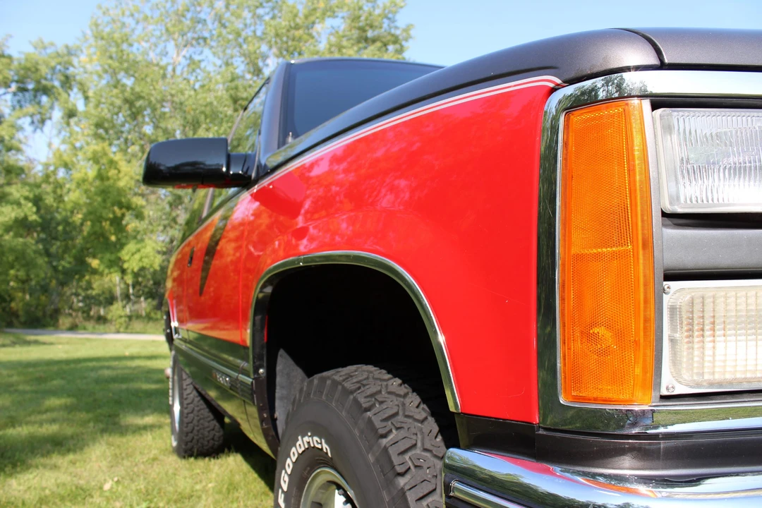 1993 GMC Yukon 1st Gen - Image 13 of 31