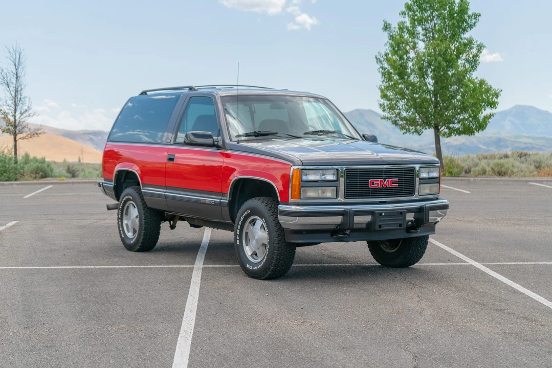 1993 GMC Yukon 1st Gen - Image 10 of 31