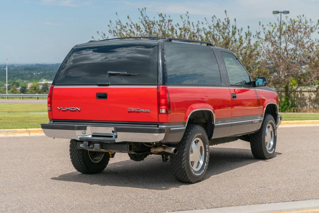 1993 GMC Yukon 1st Gen - Image 6 of 31