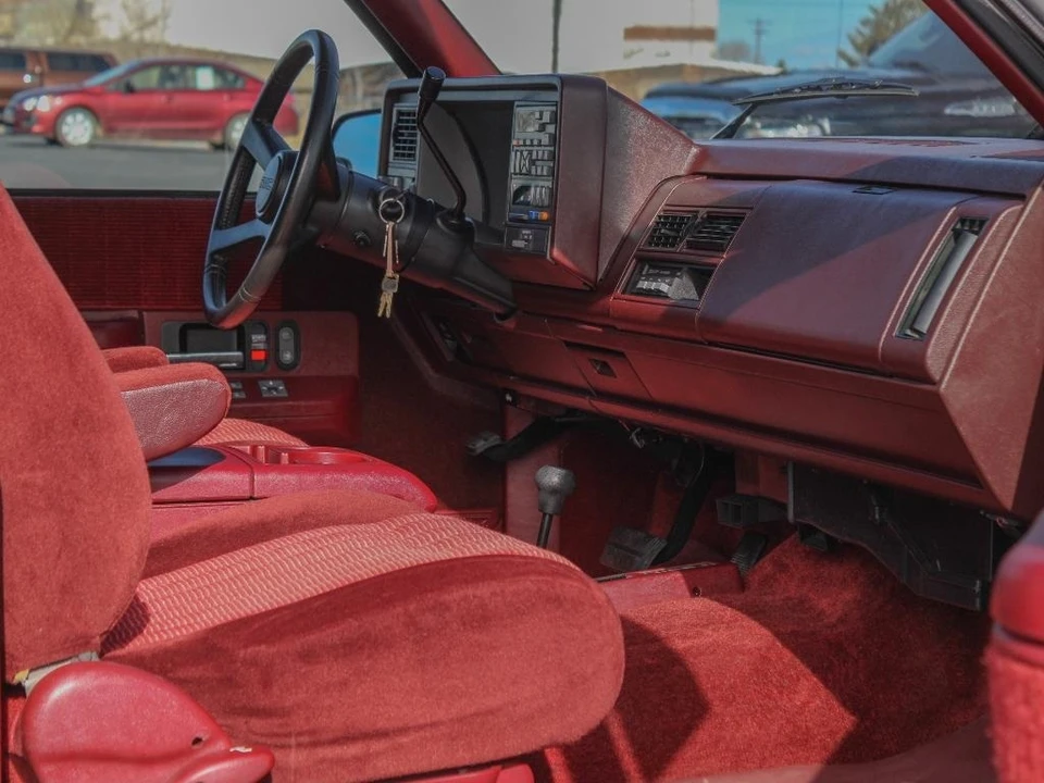 1993 GMC Yukon 1st Gen - Image 29 of 31