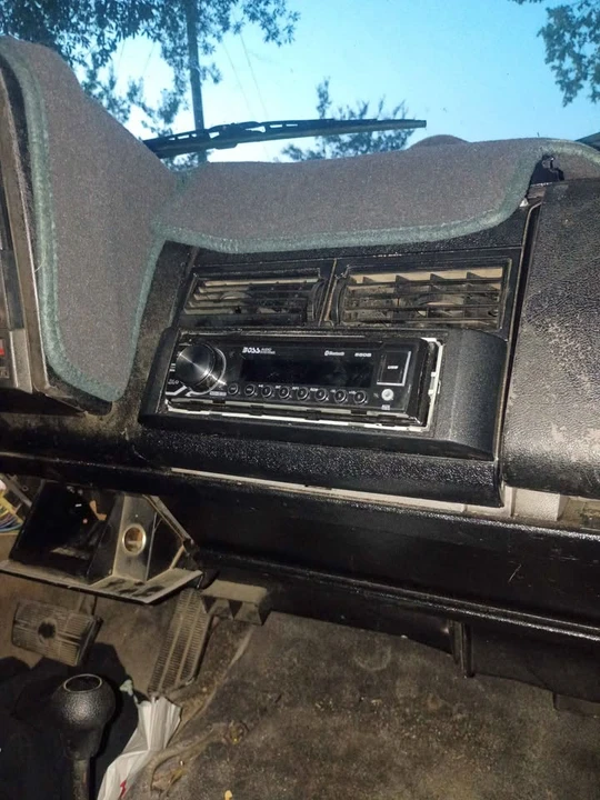 1993 GMC Yukon - Image 8 of 11