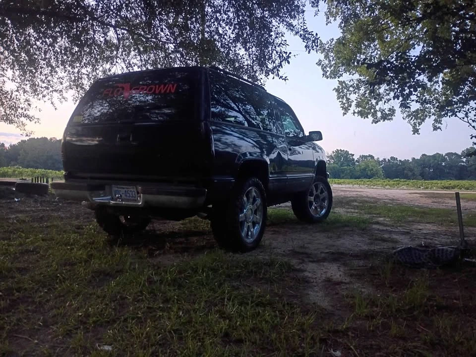 1993 GMC Yukon - Image 3 of 11