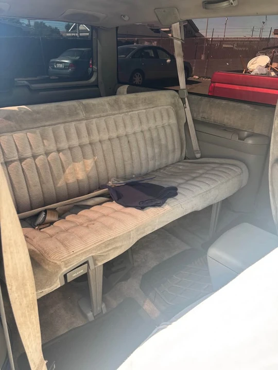1993 GMC Yukon - Image 6 of 12