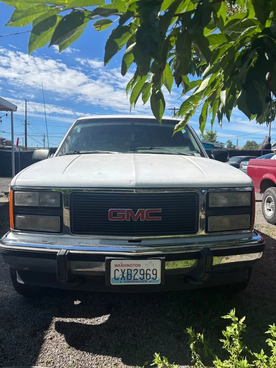 1993 GMC Yukon - Image 3 of 12