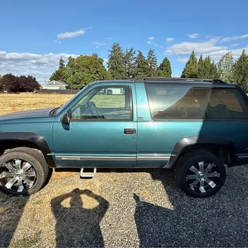 1993 GMC Yukon Sport Utility 2D