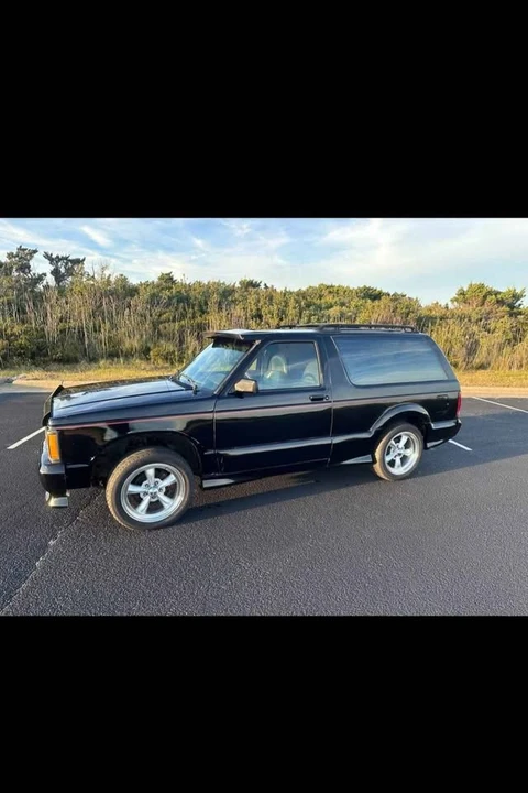 1993 GMC Syclone - Image 2 of 7
