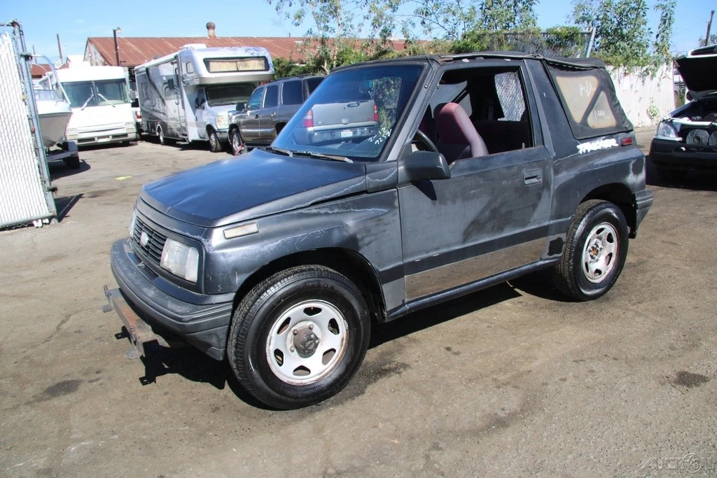 1993 Geo Tracker - Image 2 of 21