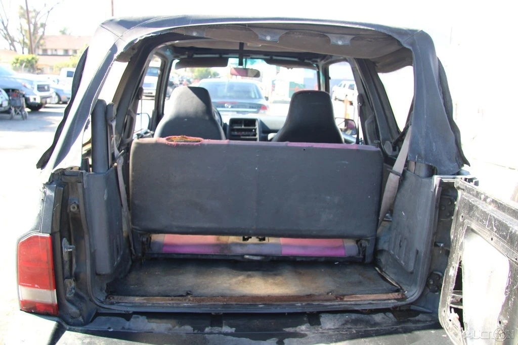 1993 Geo Tracker - Image 13 of 21