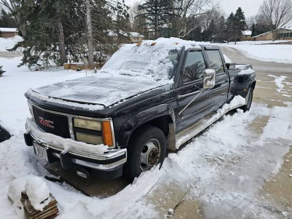 1993 GMC Sierra 1st Gen - Image 2 of 10
