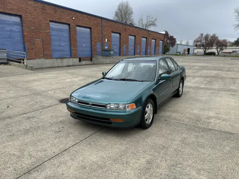 1993 Honda Accord 4th Gen - Image 4 of 31