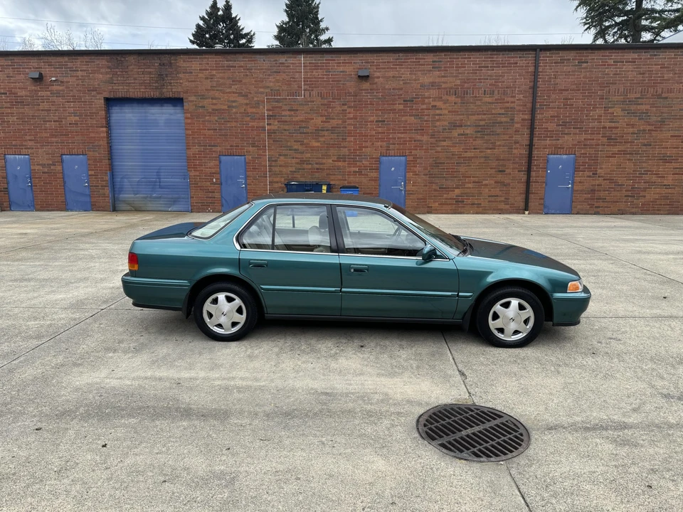 1993 Honda Accord 4th Gen - Image 16 of 31