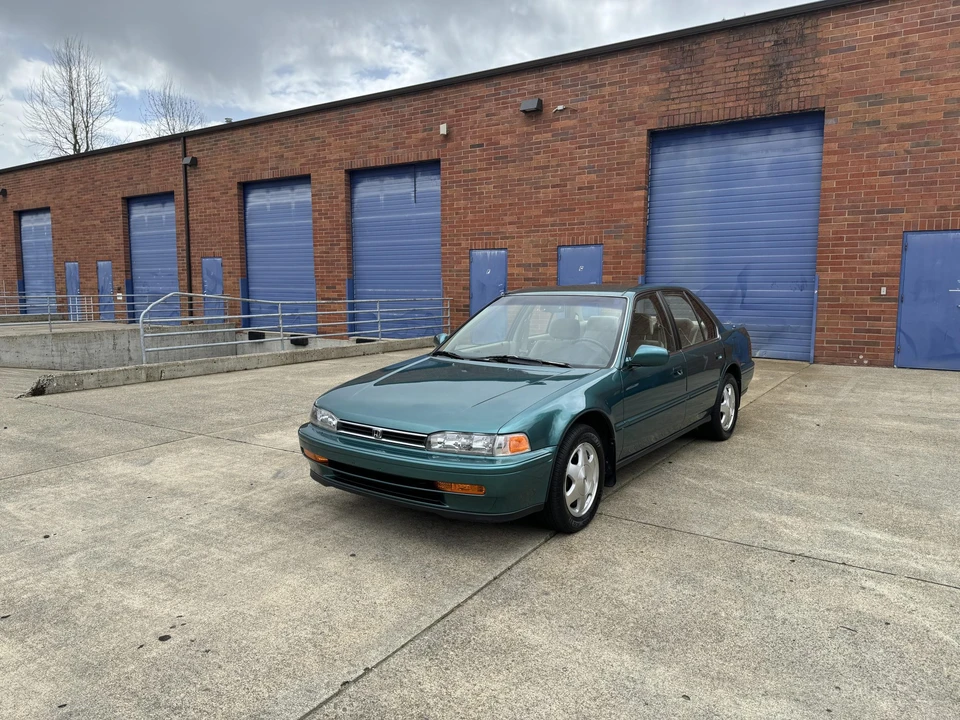 1993 Honda Accord 4th Gen - Image 3 of 31