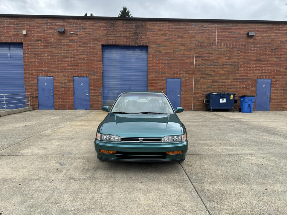 1993 Honda Accord 4th Gen - Image 7 of 31