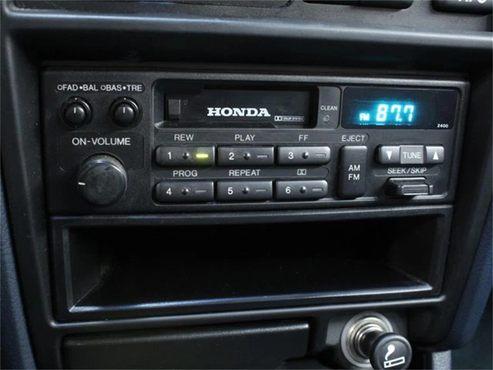 1993 Honda Accord 4th Gen - Image 13 of 31