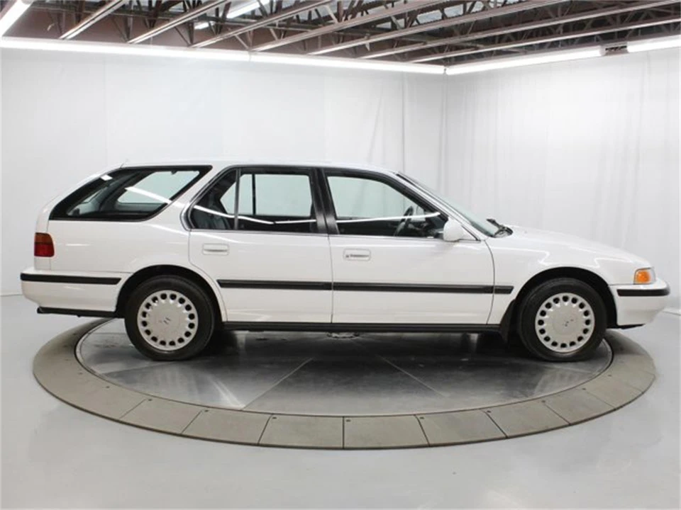1993 Honda Accord 4th Gen - Image 8 of 31