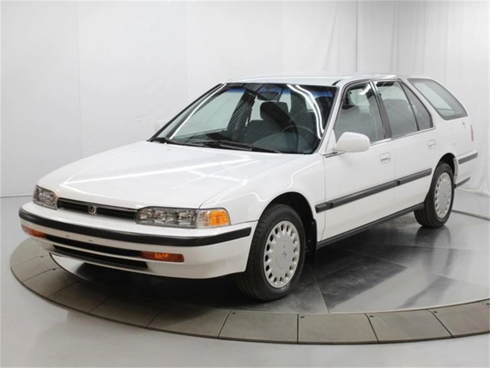 1993 Honda Accord 4th Gen - Image 2 of 31