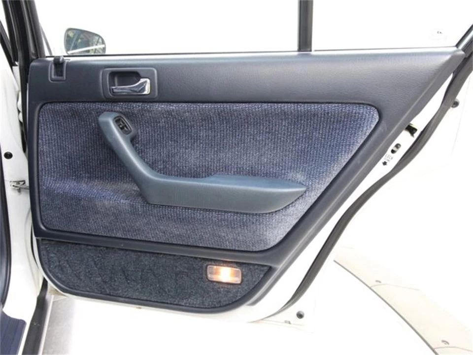 1993 Honda Accord 4th Gen - Image 23 of 31