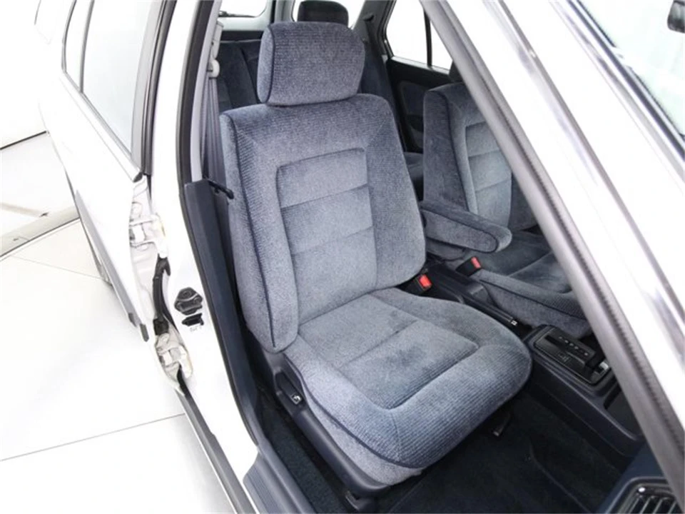 1993 Honda Accord 4th Gen - Image 17 of 31