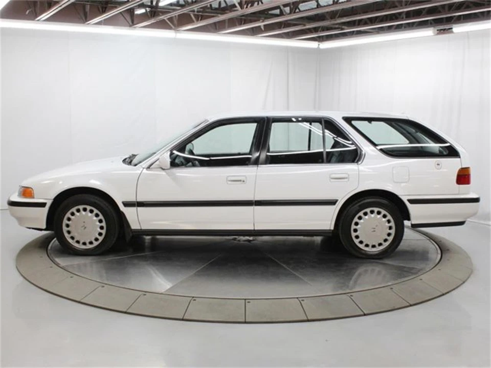 1993 Honda Accord 4th Gen - Image 4 of 31