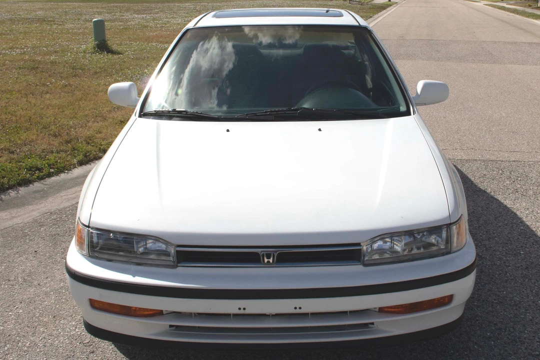 1993 Honda Accord 4th Gen - Image 2 of 31