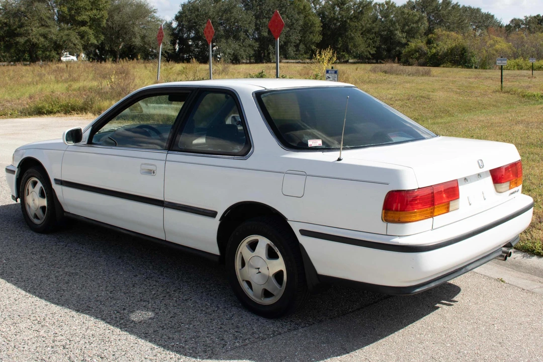 1993 Honda Accord 4th Gen - Image 4 of 31