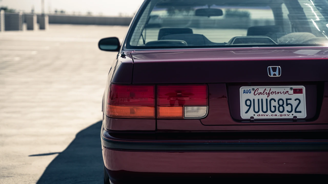 1993 Honda Accord 4th Gen - Image 14 of 31