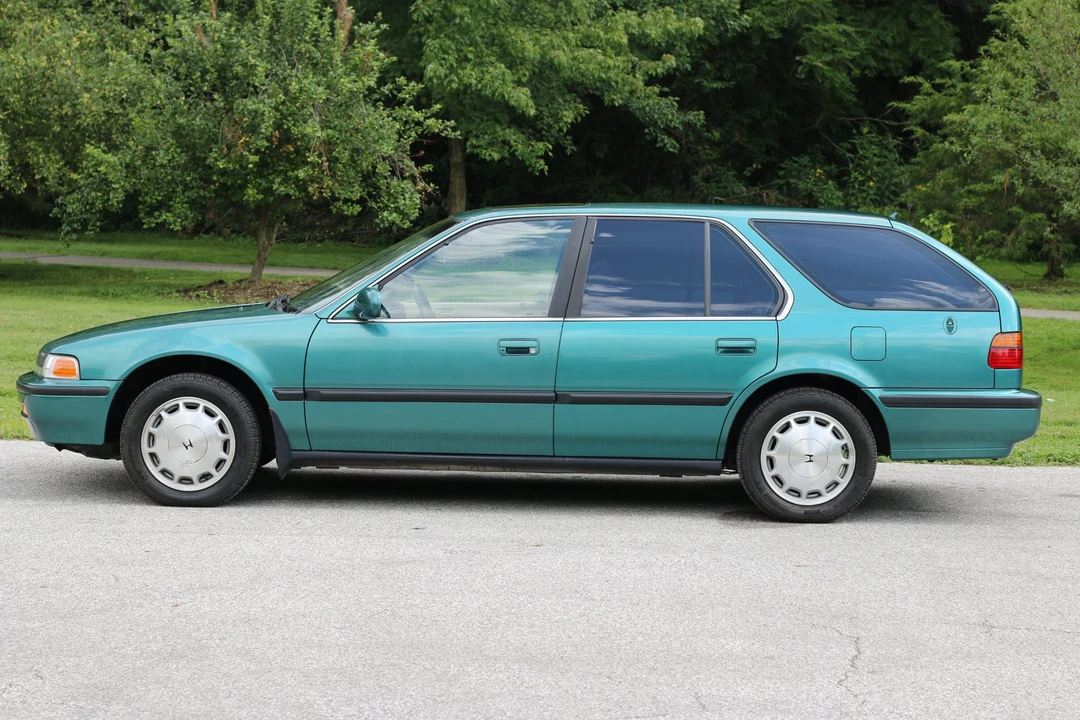 1993 Honda Accord 4th Gen - Image 3 of 31