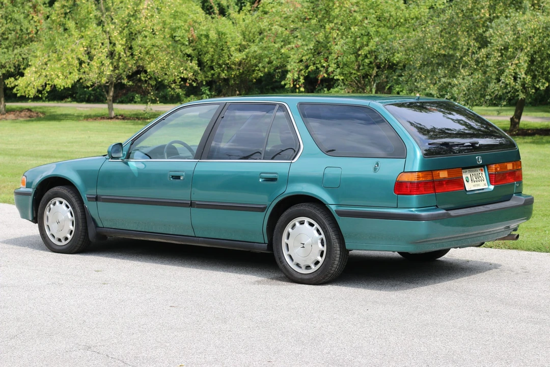1993 Honda Accord 4th Gen - Image 4 of 31