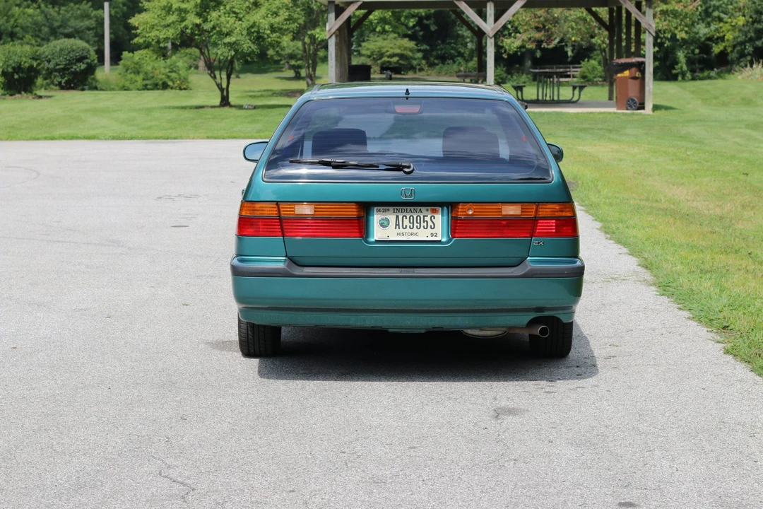 1993 Honda Accord 4th Gen - Image 5 of 31