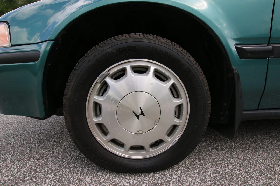 1993 Honda Accord 4th Gen - Image 21 of 31