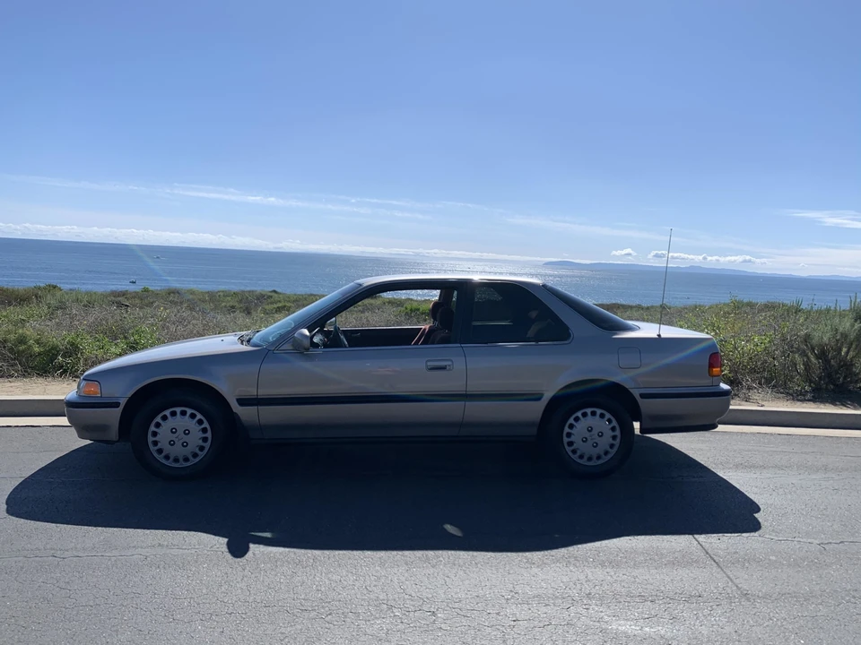 1993 Honda Accord 4th Gen - Image 8 of 31