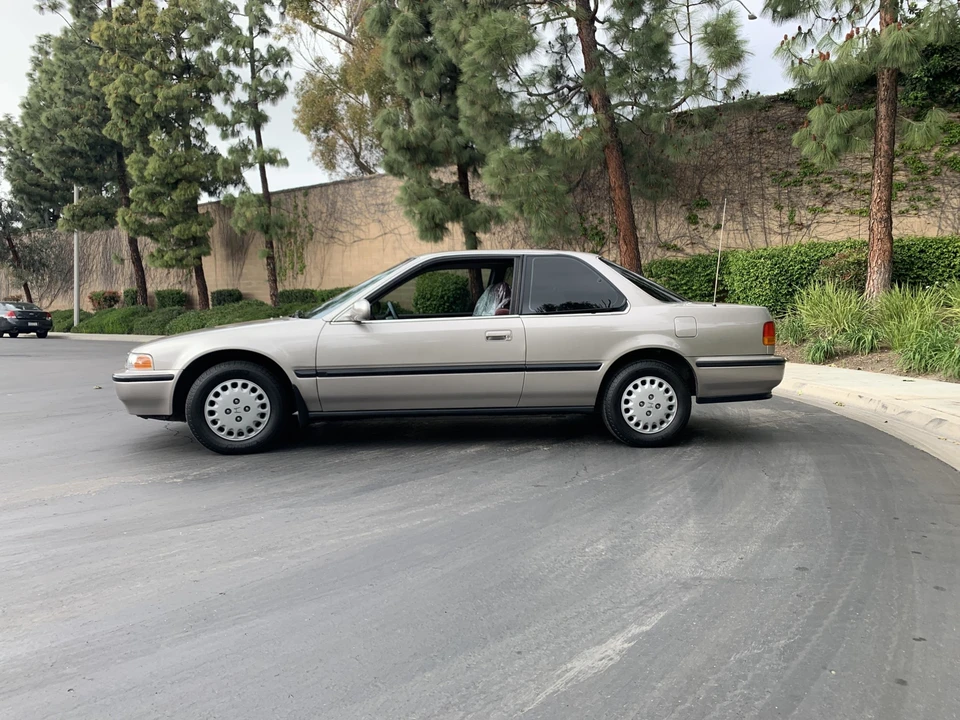 1993 Honda Accord 4th Gen - Image 6 of 31