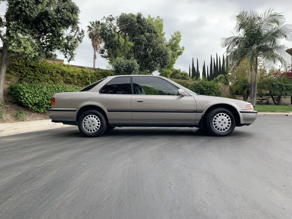 1993 Honda Accord 4th Gen - Image 21 of 31