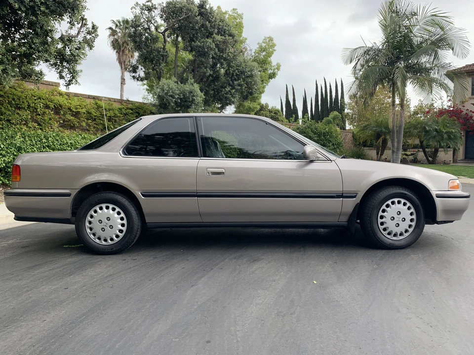 1993 Honda Accord 4th Gen - Image 18 of 31