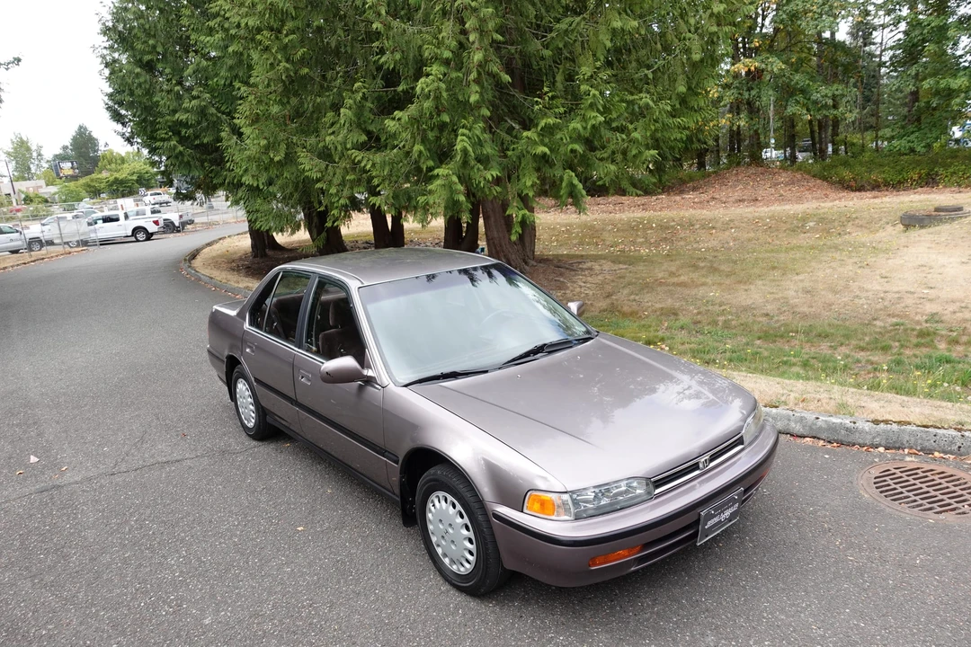 1993 Honda Accord 4th Gen - Image 6 of 31