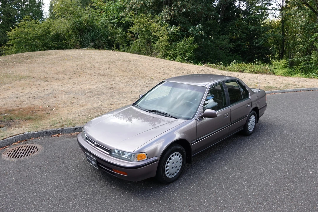 1993 Honda Accord 4th Gen - Image 4 of 31