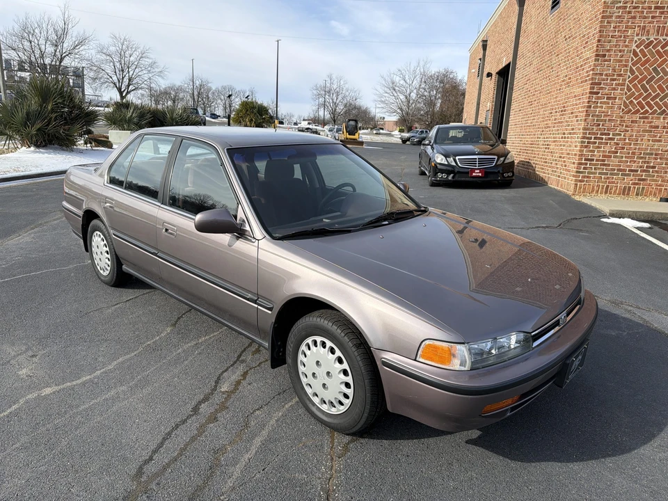 1993 Honda Accord 4th Gen - Image 22 of 31