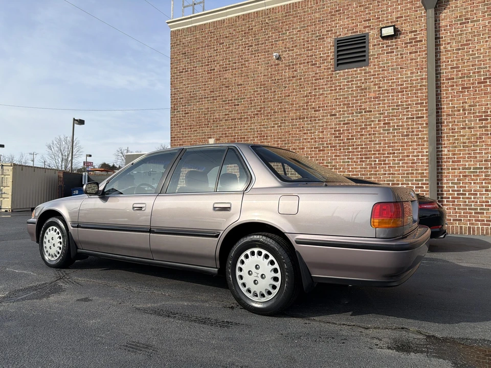 1993 Honda Accord 4th Gen - Image 29 of 31