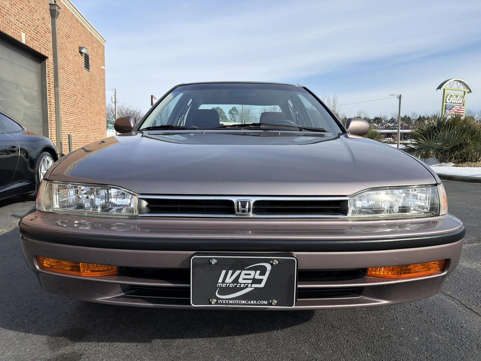 1993 Honda Accord 4th Gen - Image 20 of 31