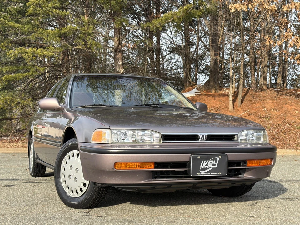 1993 Honda Accord 4th Gen - Image 5 of 31
