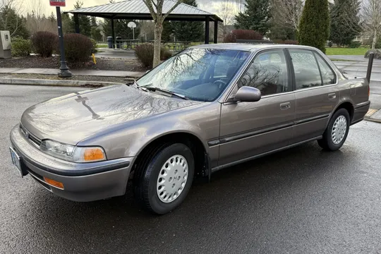 1993 Honda Accord LX Sedan